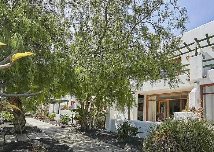 Villa Charco del Palo *