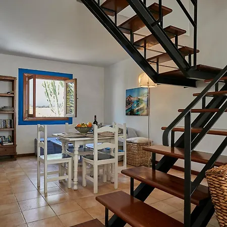 בית נופש Villa Charco Del Palo *