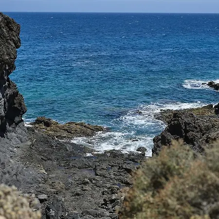 Villa Charco Del Palo * チャルコ・デル・パロ