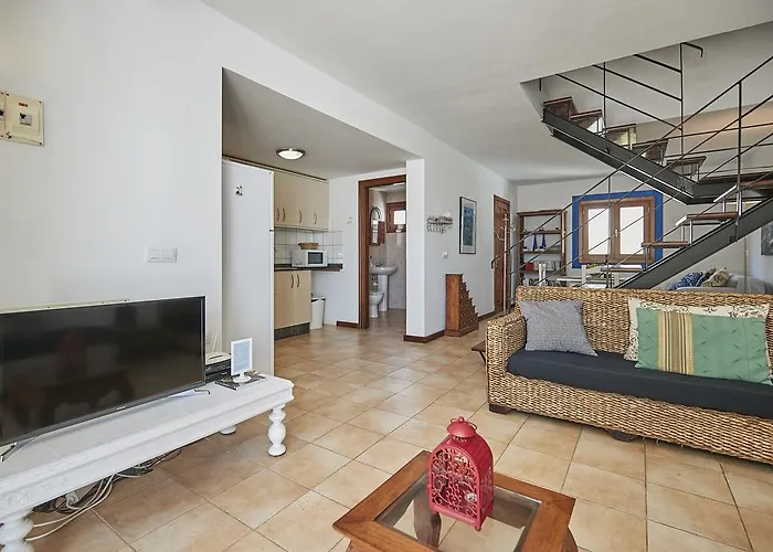 Villa Charco Del Palo בית נופש